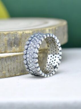 Pandora lavish sparkle silver ring size 54